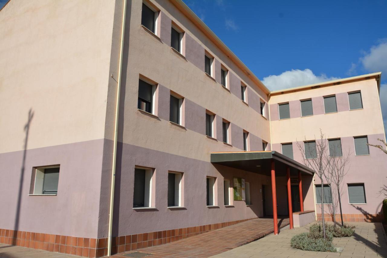 Albergue Villa Nava De La Asuncion Exteriör bild